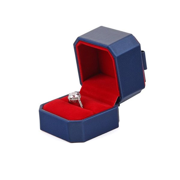 écrin bague bleu et rouge