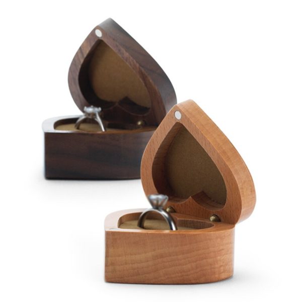Écrin Bague Cœur en Bois